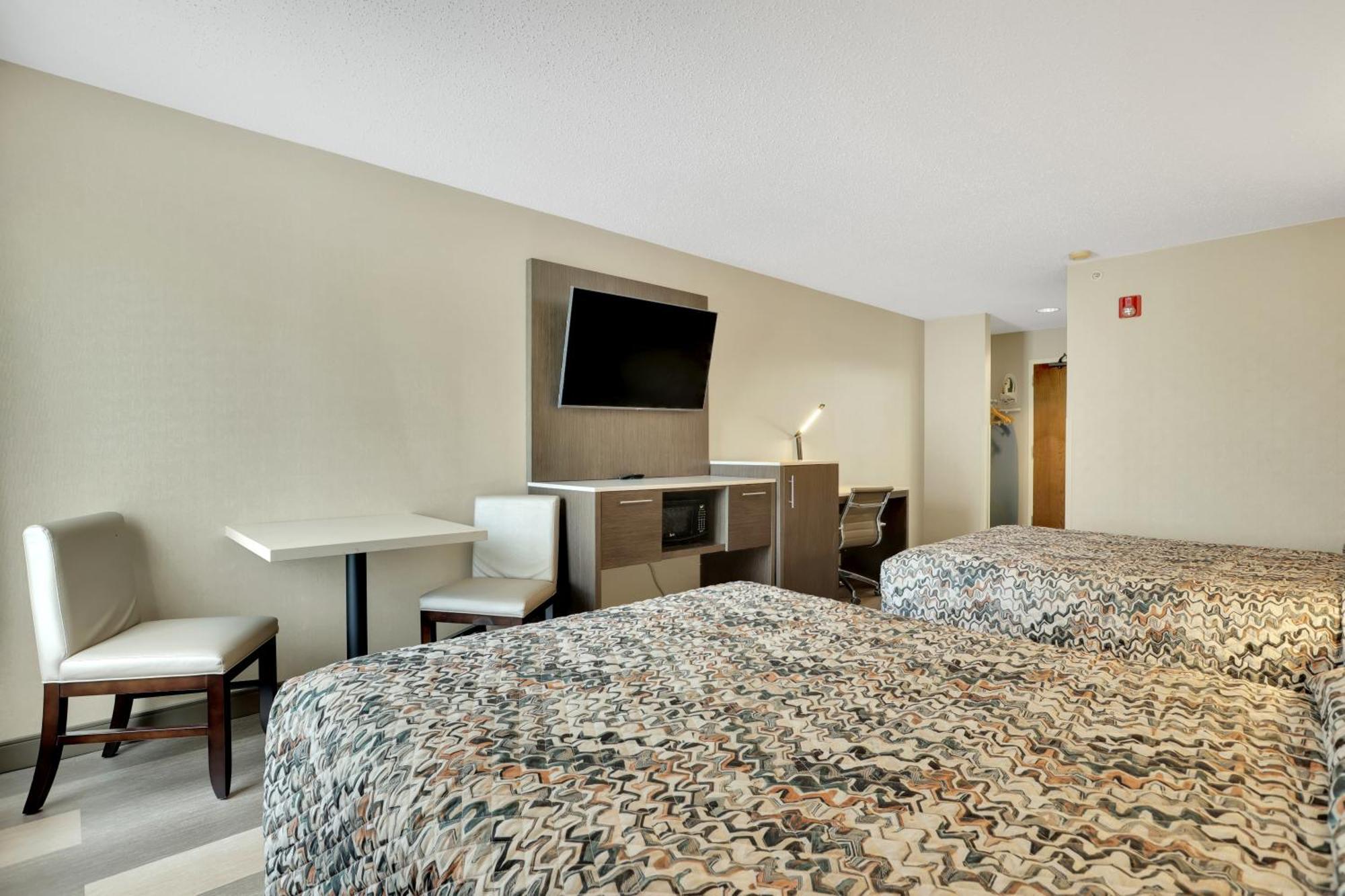 Horizon Inn Avenel Екстериор снимка