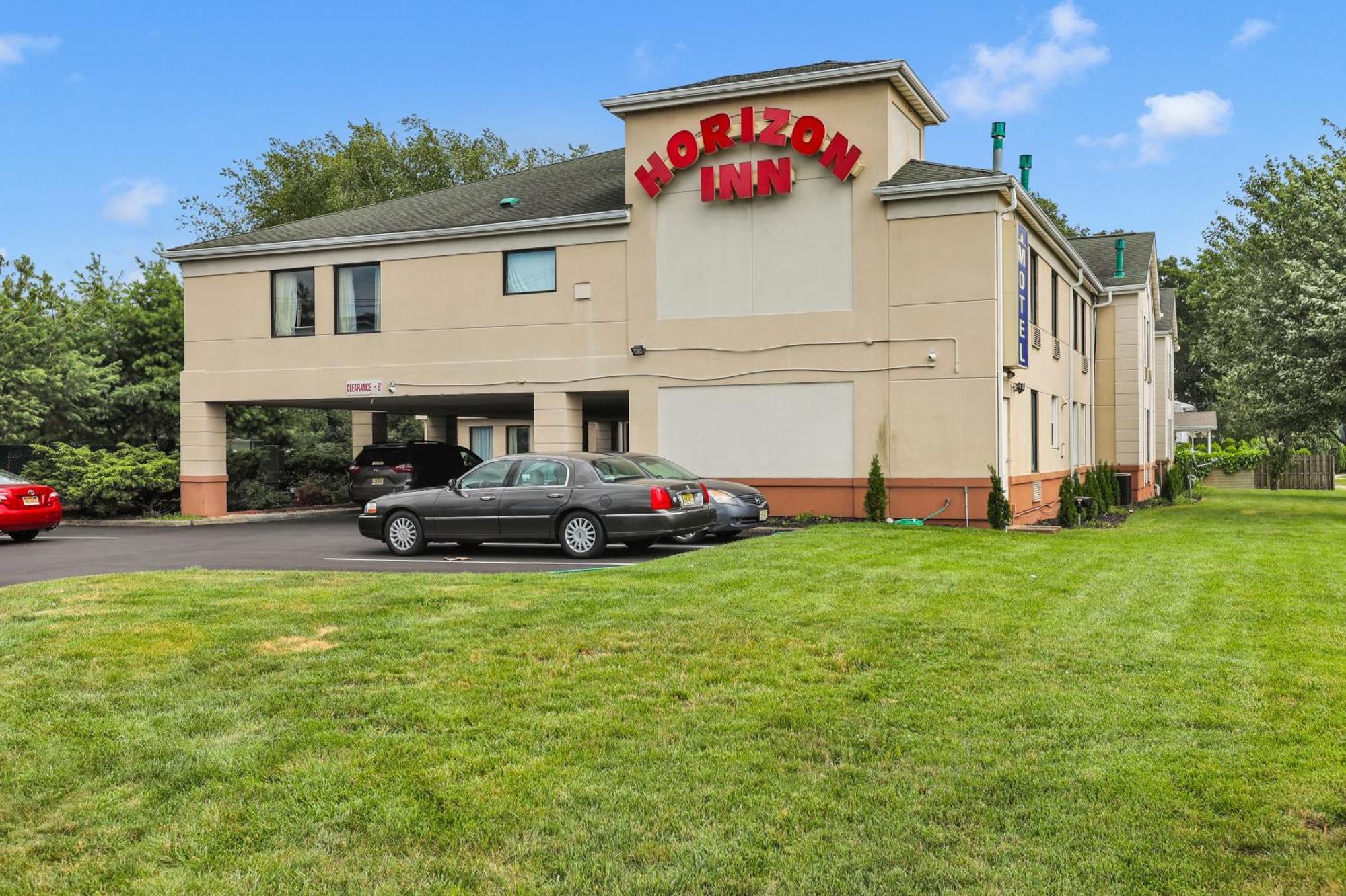 Horizon Inn Avenel Екстериор снимка