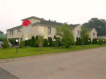 Horizon Inn Avenel Екстериор снимка